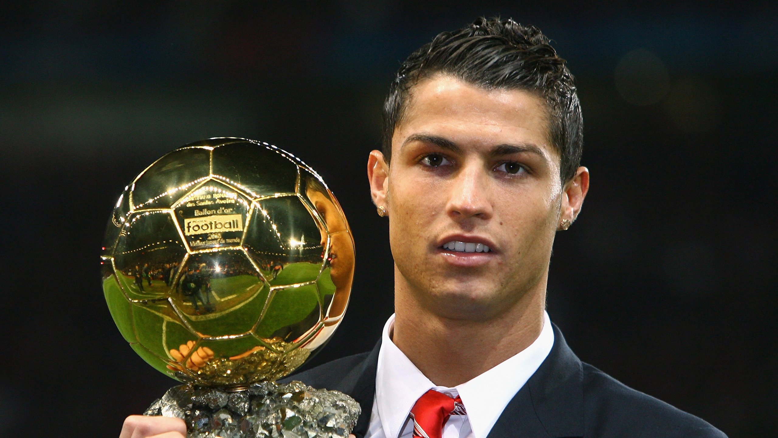 _未来智慧体育馆：科技赋能全民健身_，未来体育馆概念设计